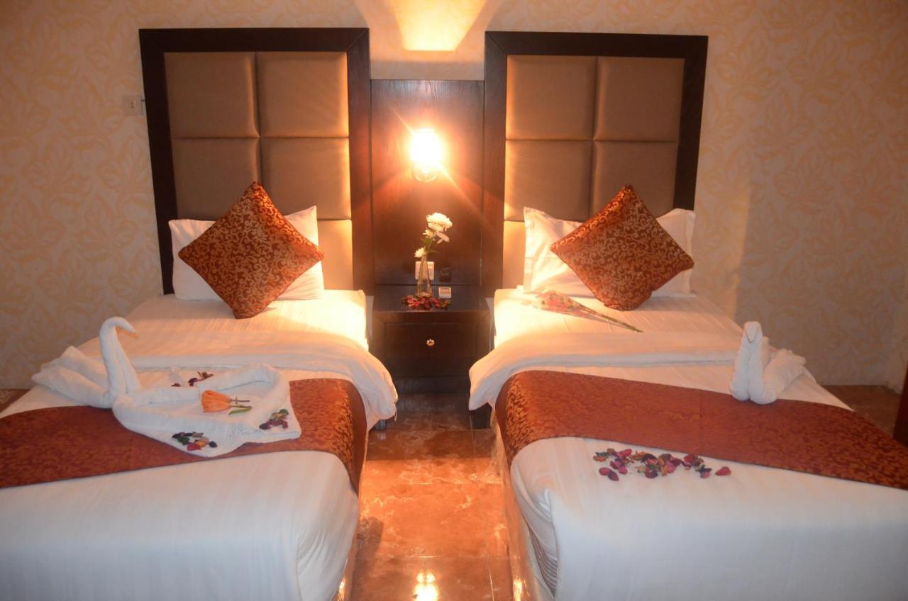 تولاي بارك Apart otel El-Huber Dış mekan fotoğraf
