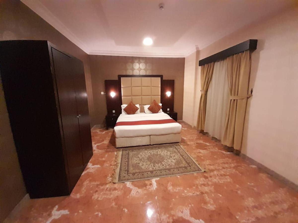 تولاي بارك Apart otel El-Huber Dış mekan fotoğraf