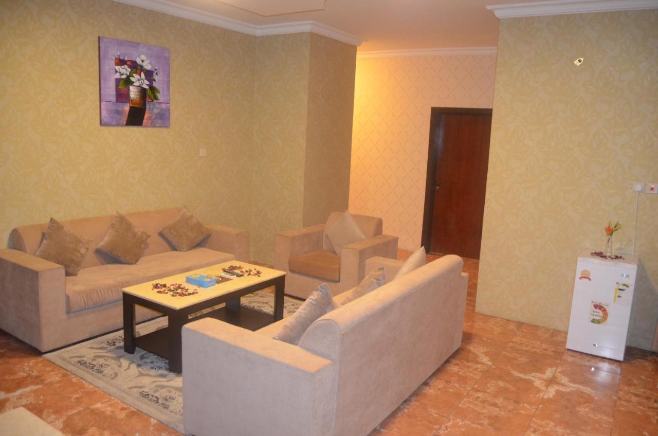 تولاي بارك Apart otel El-Huber Dış mekan fotoğraf