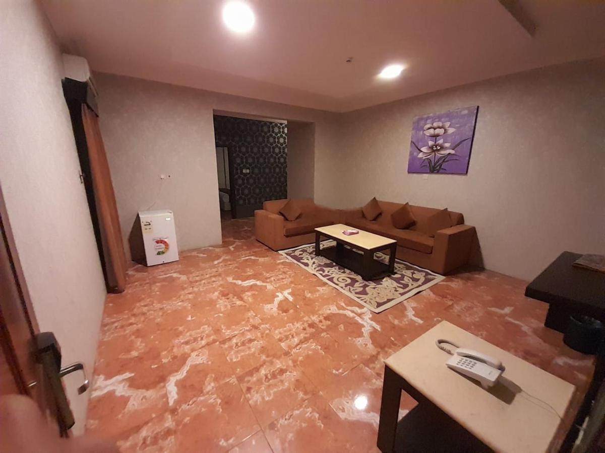 تولاي بارك Apart otel El-Huber Dış mekan fotoğraf
