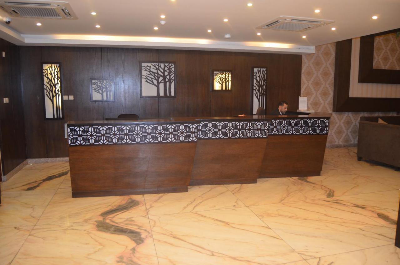 تولاي بارك Apart otel El-Huber Dış mekan fotoğraf